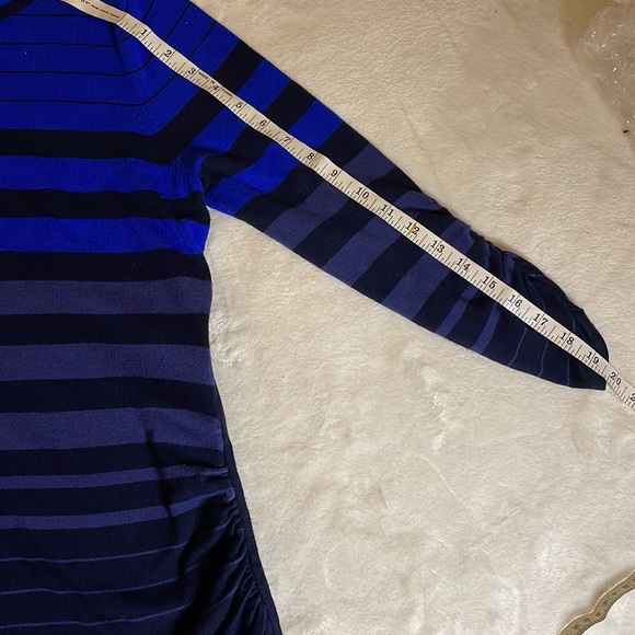 New York & Co Blue Gradient Striped Sweater with Zipper Side size Large - Picture 8 of 10